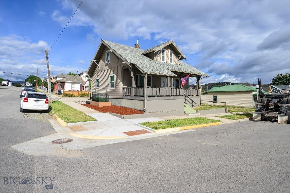 Property Photo: 620 Ash Street MT 59711