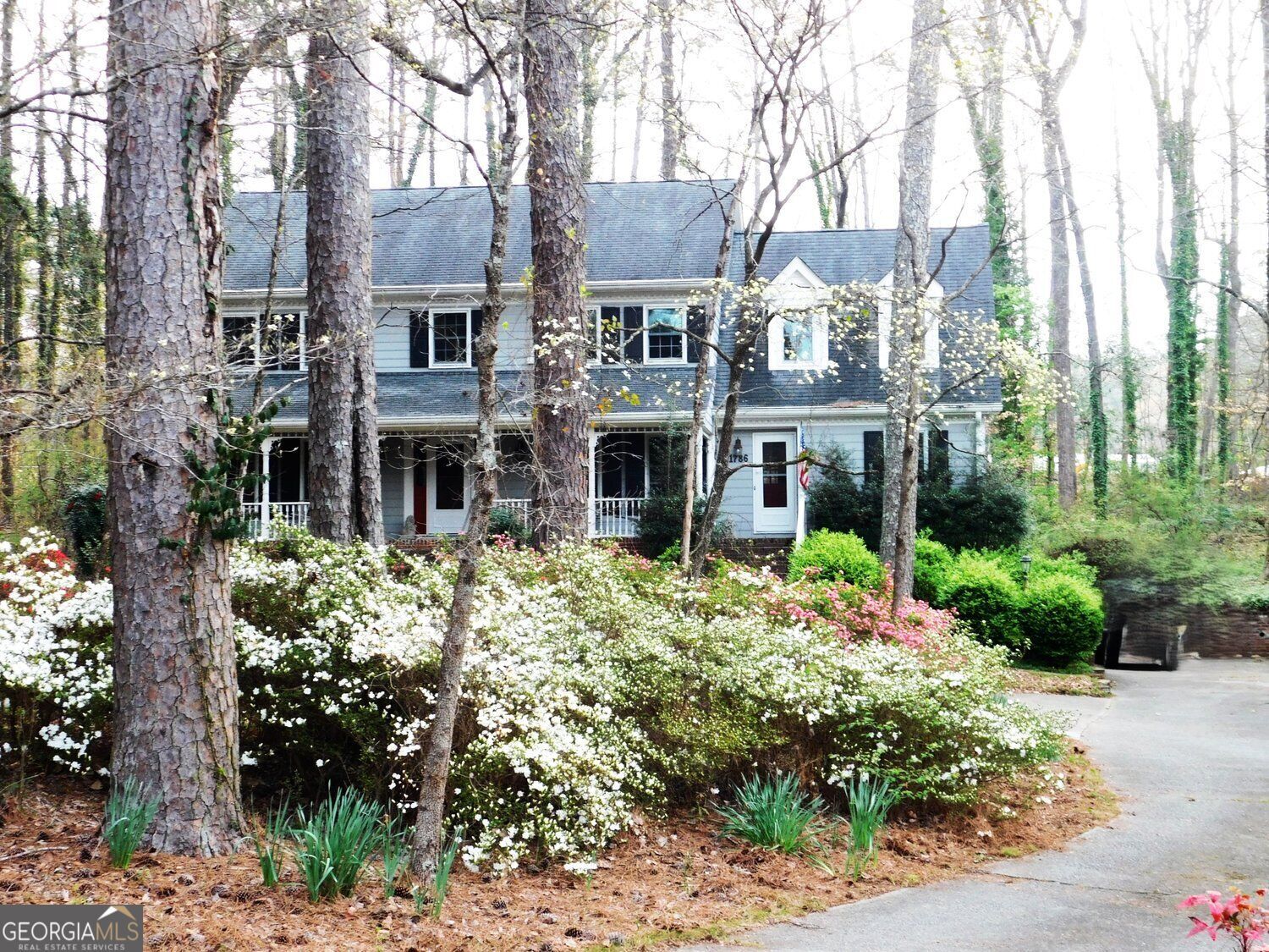 Property Photo:  1786 SW Bear Cave SW  GA 30047 