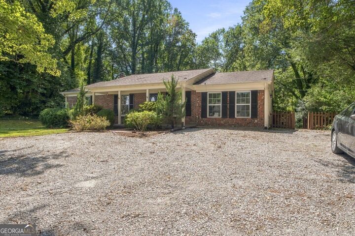 Property Photo:  1007 US-76  GA 30525 