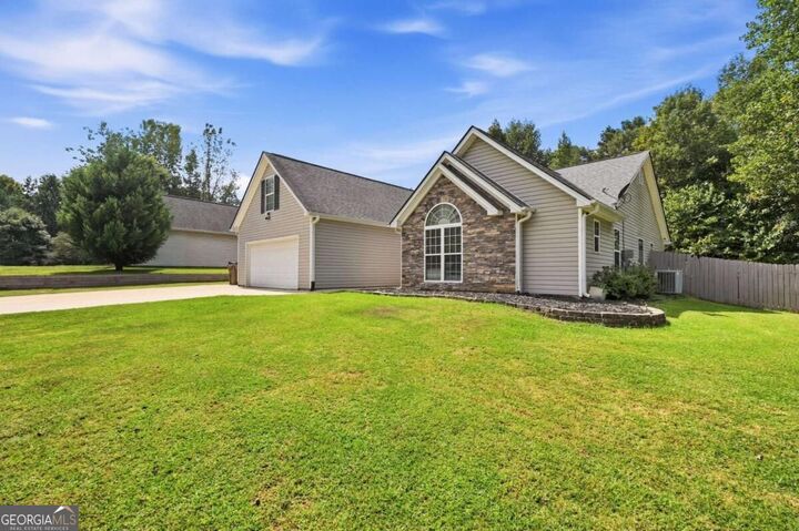 Property Photo:  198 Celestial Run  GA 30680 
