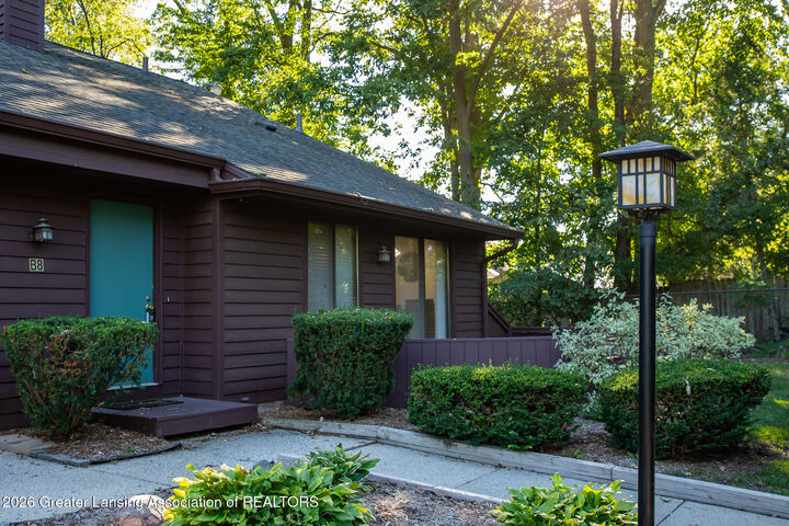 Property Photo: 101 E Jolly Road MI 48910