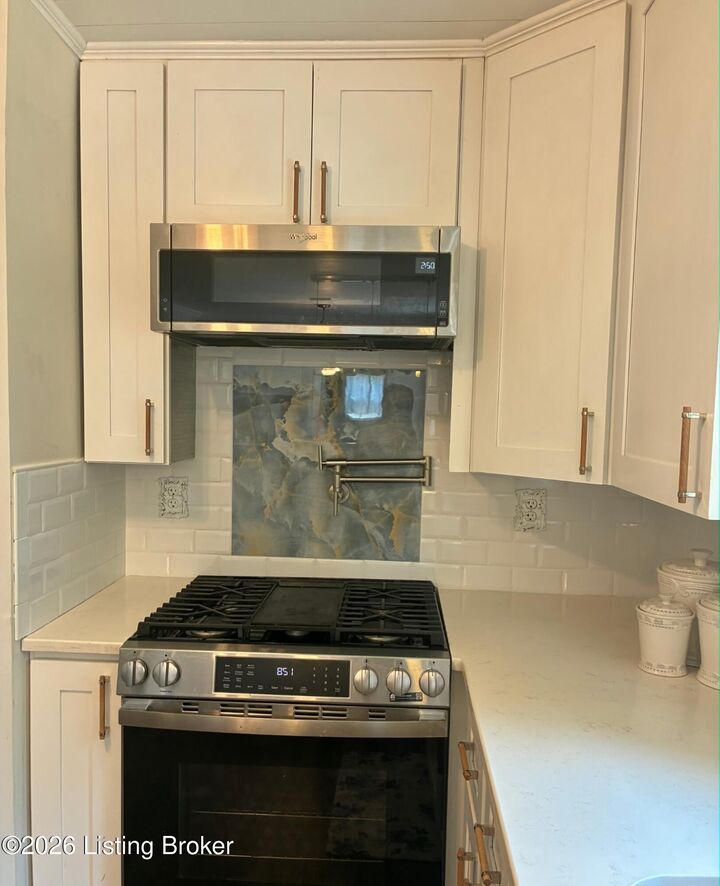 Property Photo: 1414 South Dr KY 40065