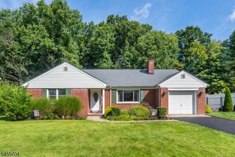 Property Photo:  47 Grove St  NJ 07438 