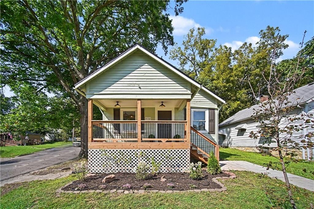 Property Photo: 936 Columbia Avenue KS 66048