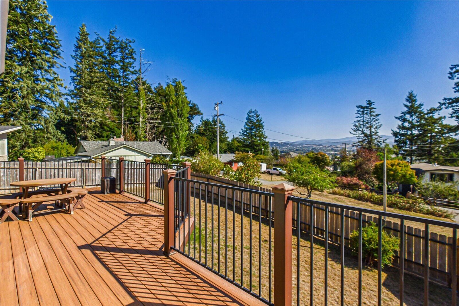 Property Photo: 1161 High Street CA 95540