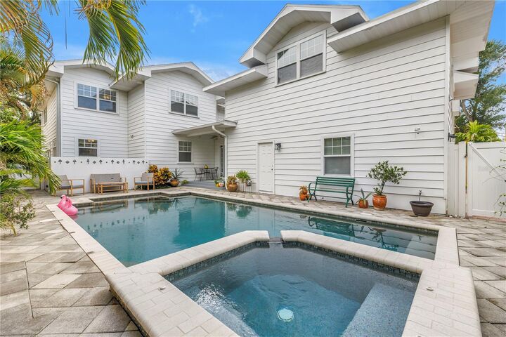 Property Photo:  445 18th Avenue NE  FL 33704 