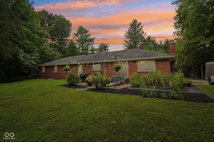 Property Photo: 5641 N County Road 375 E IN 46167
