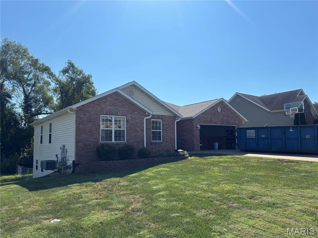 Property Photo:  398 Mark Avenue  MO 63755 