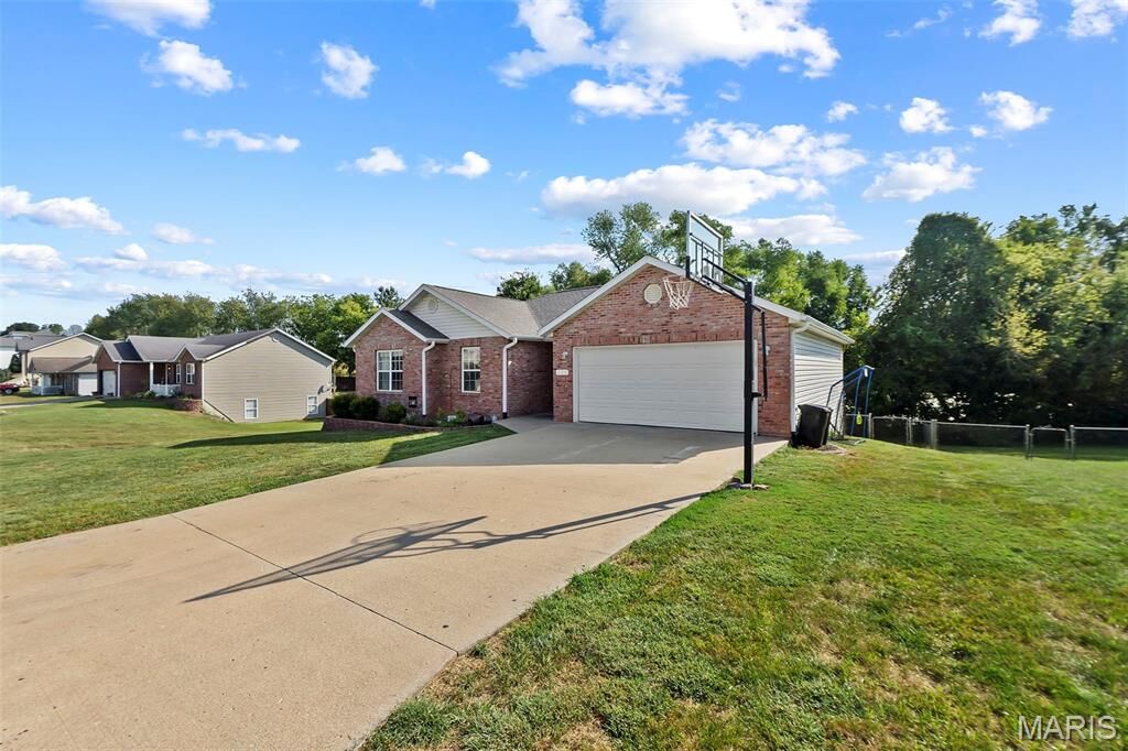 Property Photo: 398 Mark Avenue MO 63755
