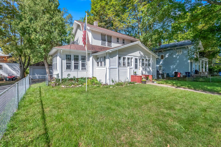 Property Photo:  90 N Norwood Avenue  MI 49242 