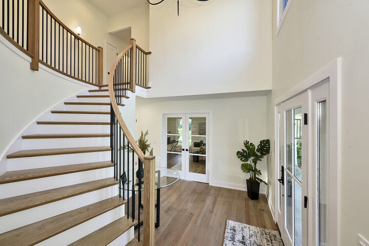 Property Photo:  1431 Carlisle Drive  IL 60010 