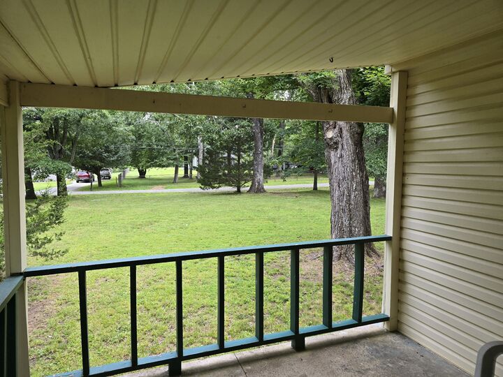 Property Photo: 176 Parks Rd TN 37356