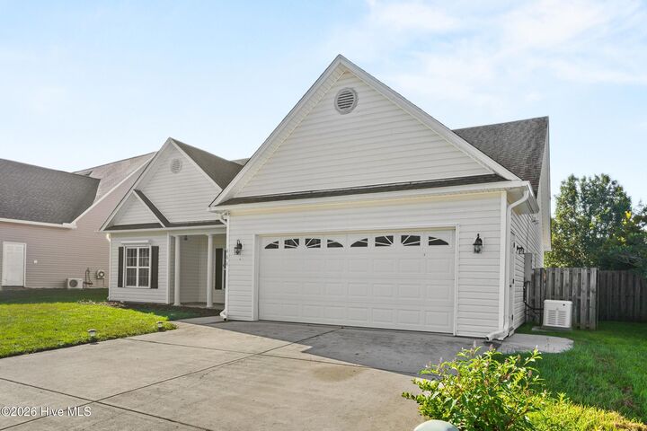 Property Photo:  464 Vallie Lane  NC 28412 