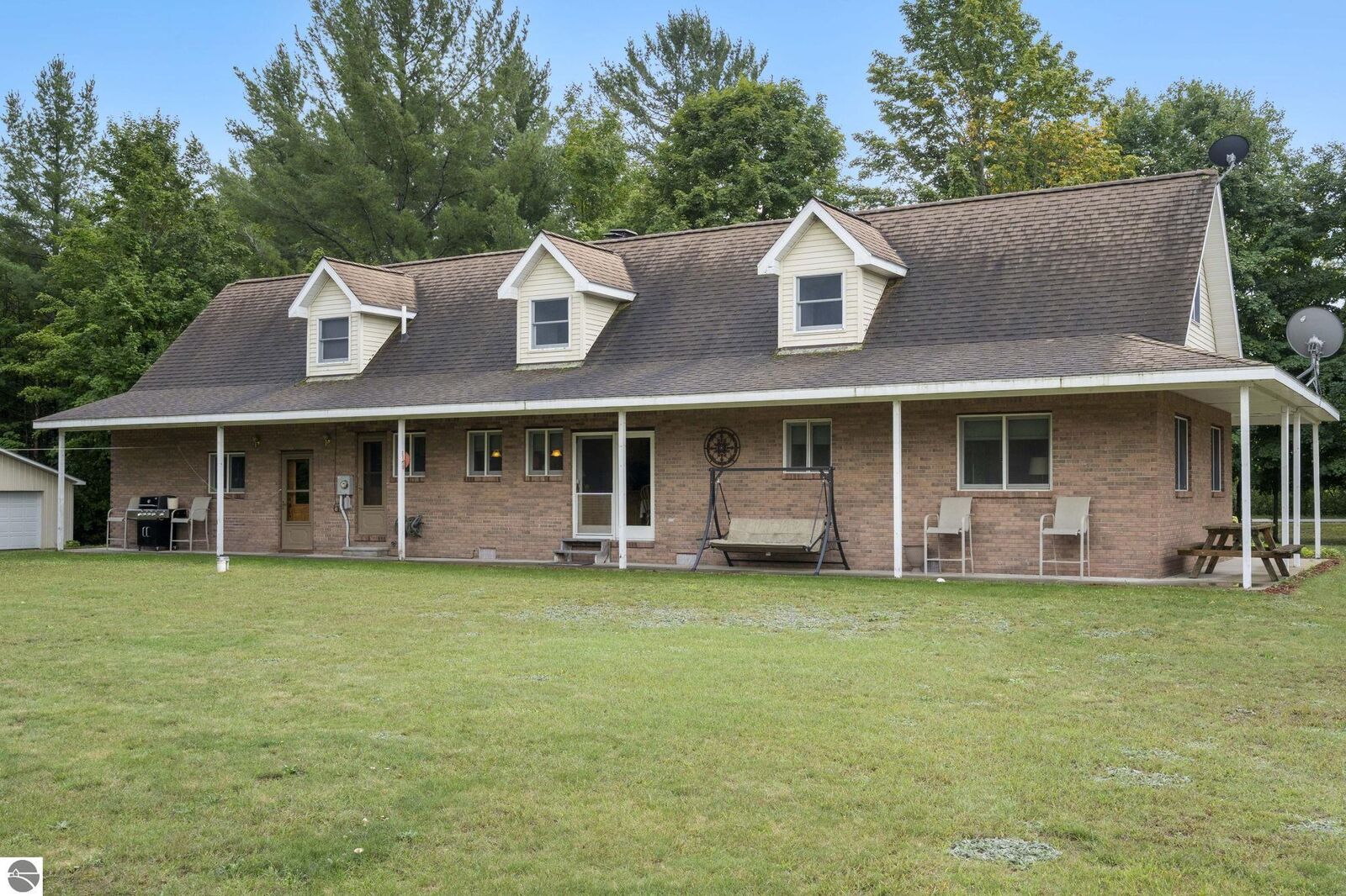 Property Photo: 4155 SE Spencer Road MI 49646