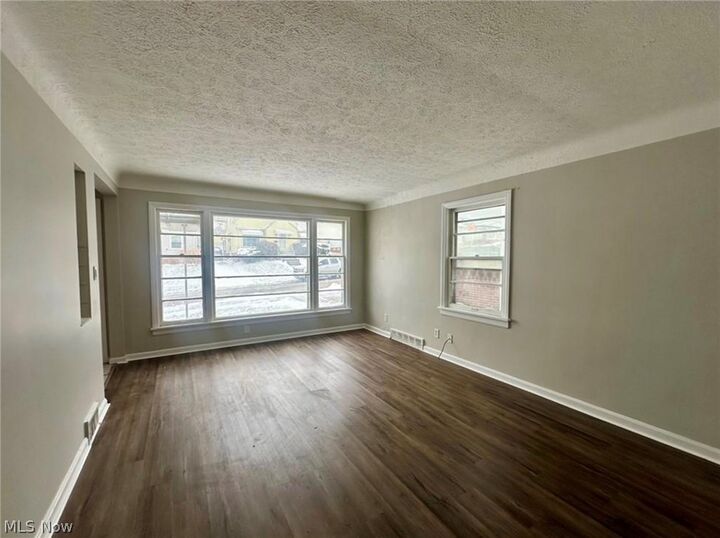 Property Photo: 4904 E 90th Street OH 44125
