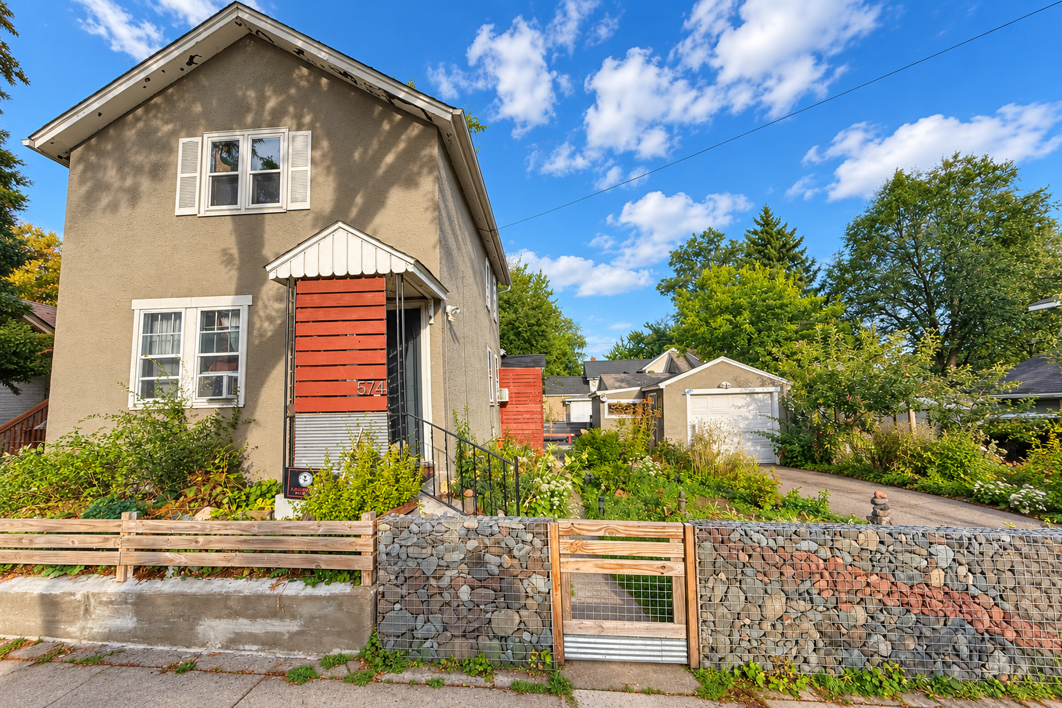 Property Photo:  574 Brunson Street  MN 55130 
