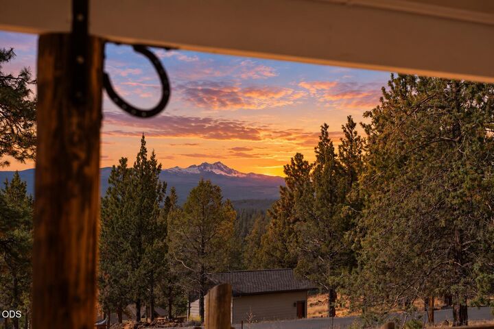 Property Photo:  16896 Canyon Crest Drive  OR 97759 