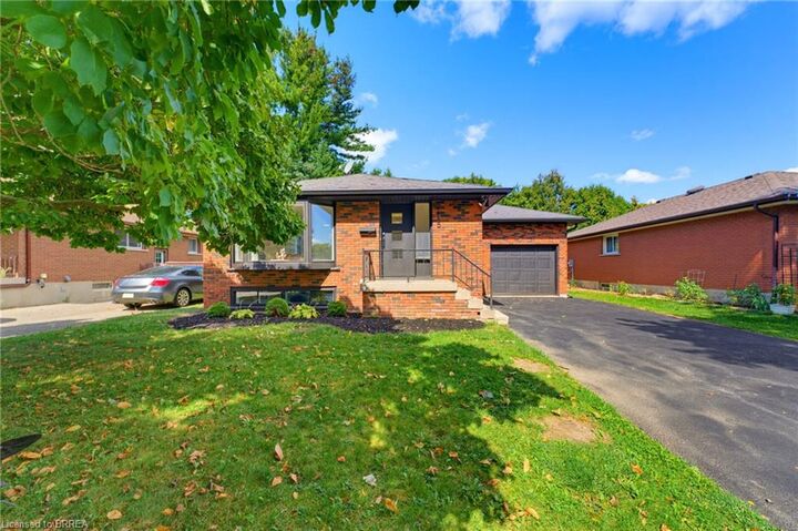 Property Photo: 115 Evelyn Street ON N3R 3H4