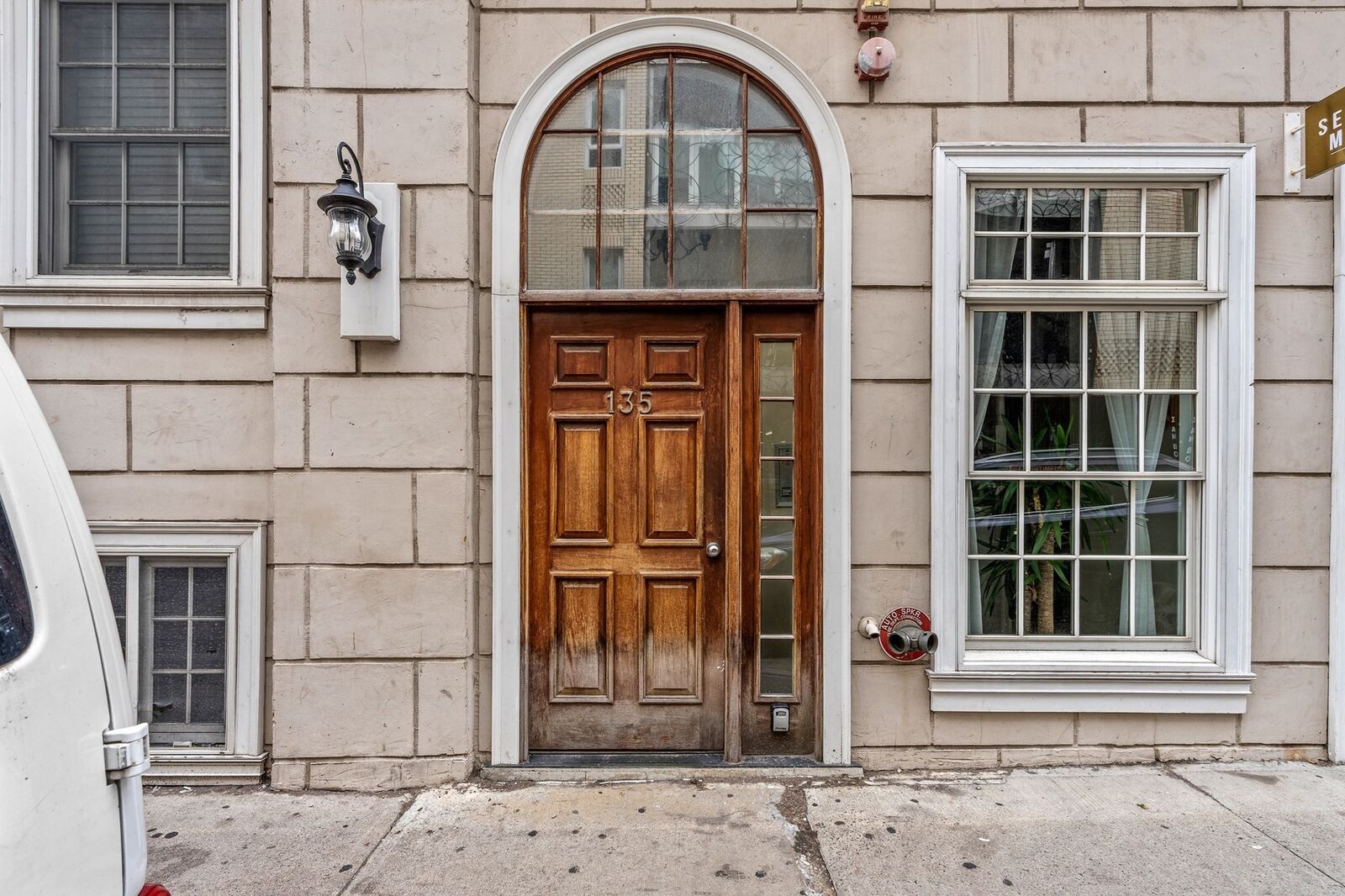 Property Photo:  135-137 Salem St 7  MA 02113 