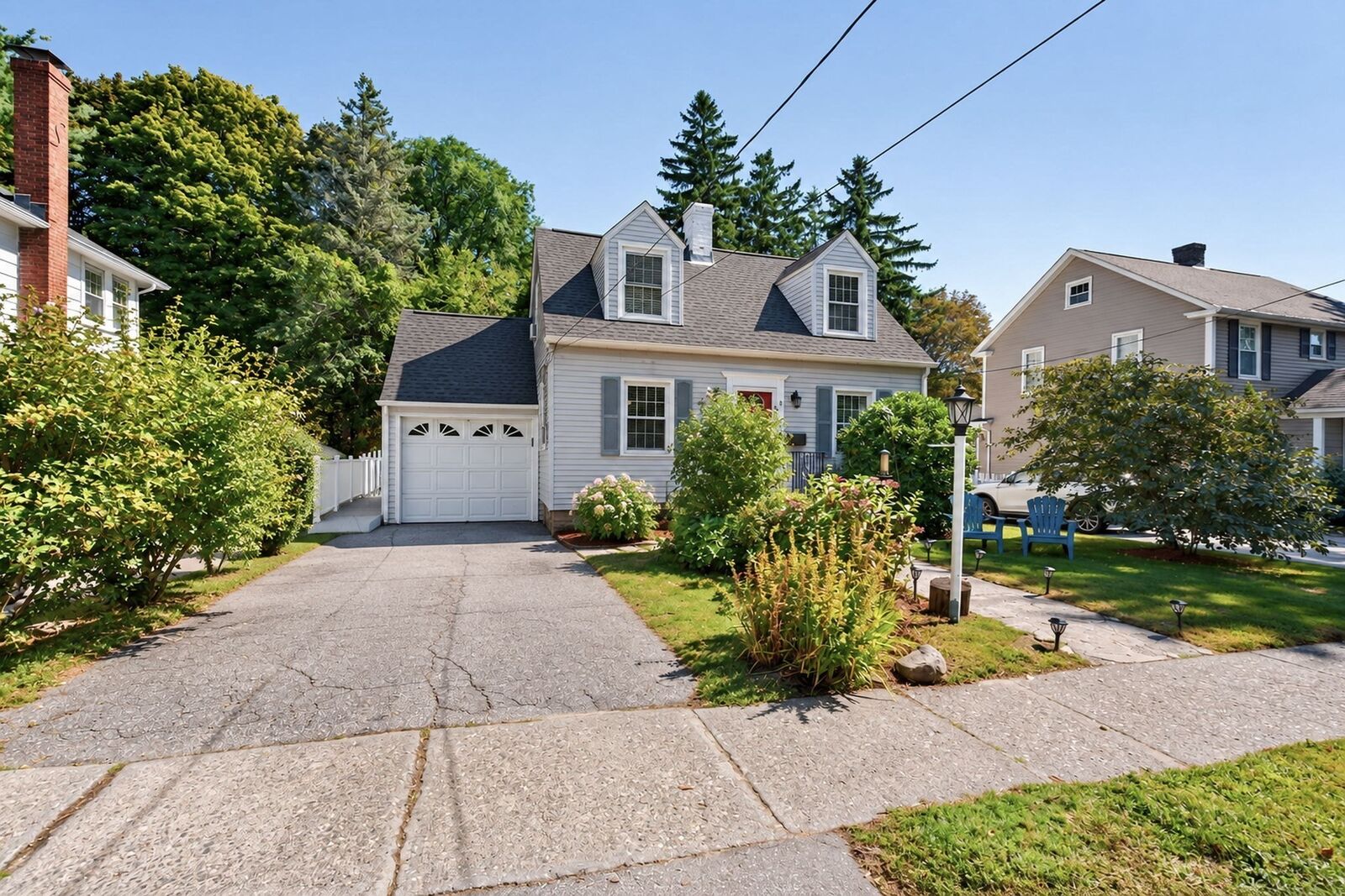 Property Photo:  8 Lyndale Rd  MA 01606 