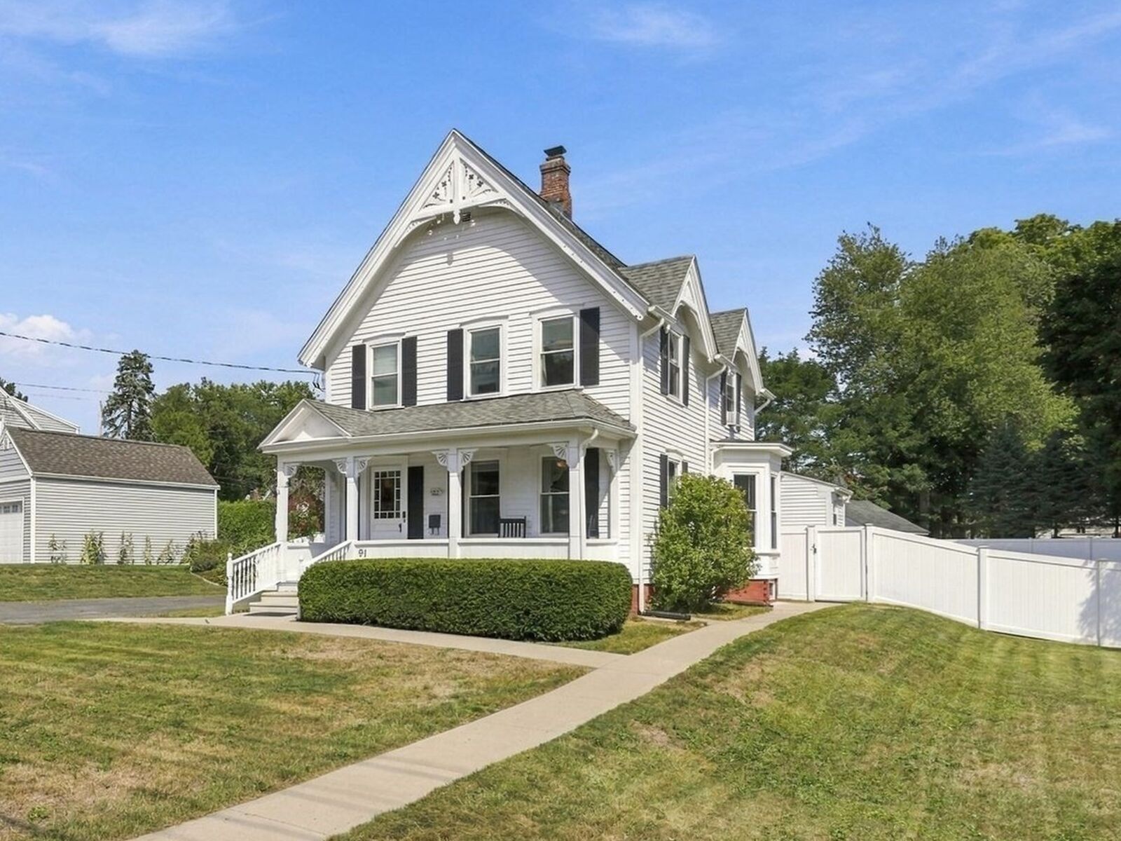 Property Photo:  91 N Main St  MA 01028 