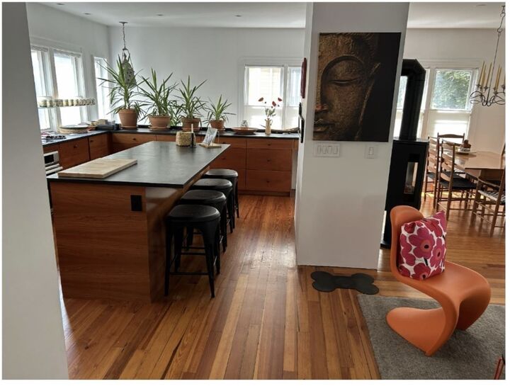 Property Photo: 5 Traymore 5 MA 02140