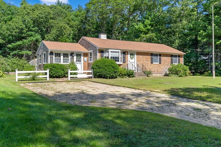 Property Photo: 248 Poponessett Rd MA 02635