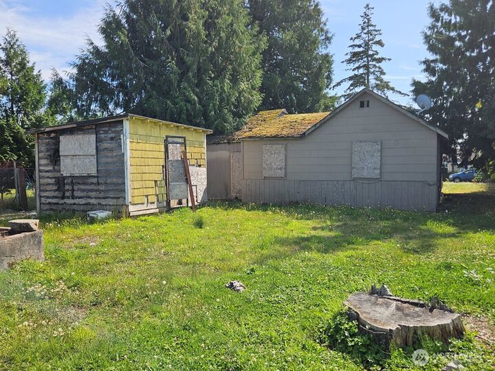 Property Photo:  911  Miller Street  WA 98626 