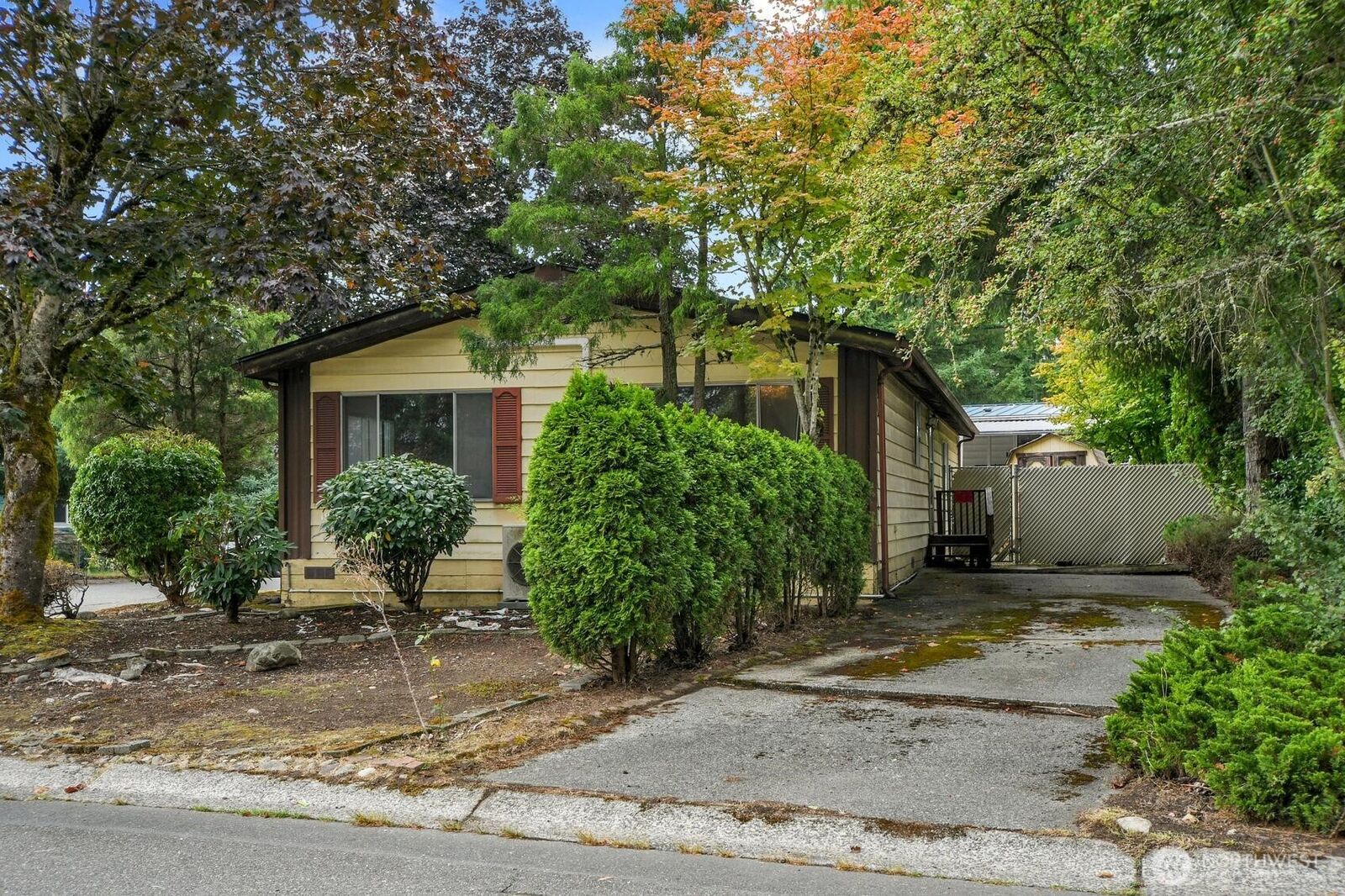 Property Photo:  19501  129th Avenue NE  WA 98011 