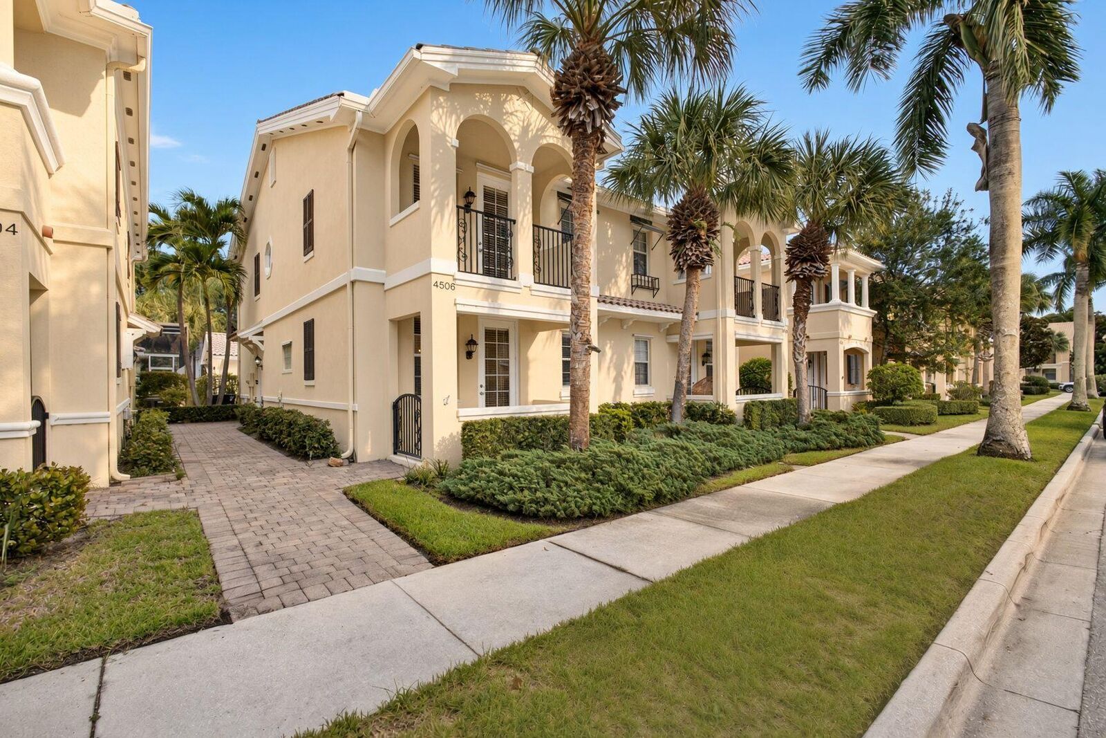 Property Photo:  4506 Illicium Drive  FL 33418 