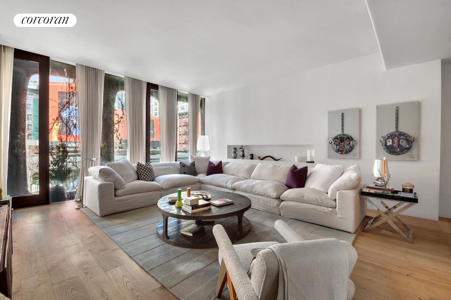 Property Photo:  325 W Broadway 2A  NY 10013 