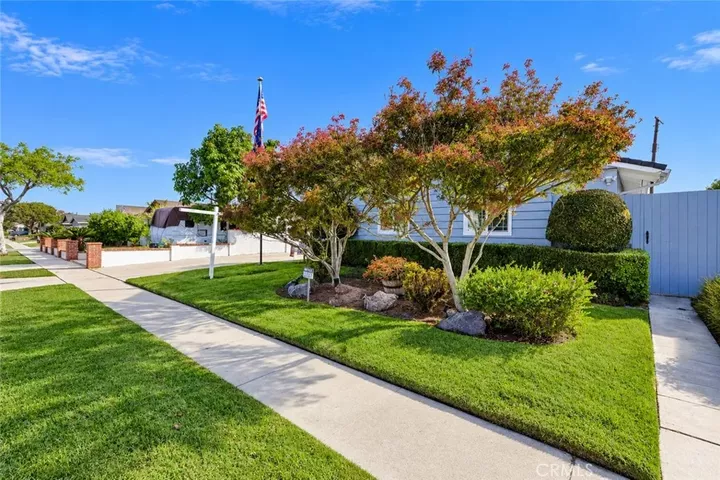 Property Photo:  16430 Woodruff St  CA 92683 