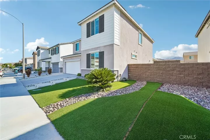 Property Photo:  29135 Cosmos  CA 92530 