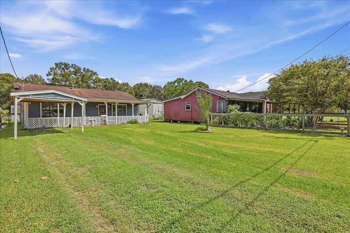 Property Photo: 6354 Flint Ave TX 77640