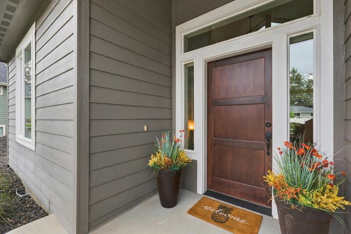 Property Photo:  5208 W Francis Ave  WA 99208 