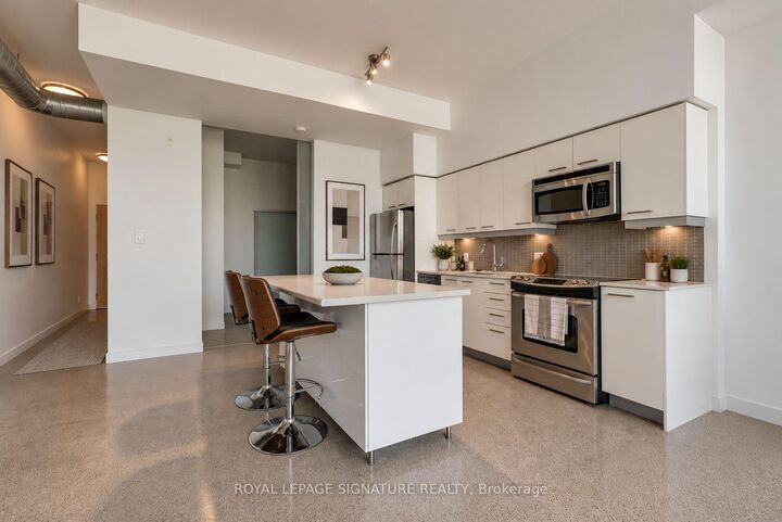Property Photo:  510 King Street E 514  ON M5A 1M1 