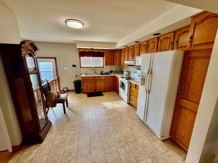 Property Photo:  1330 Aubin Avenue  ON K6J 4R8 
