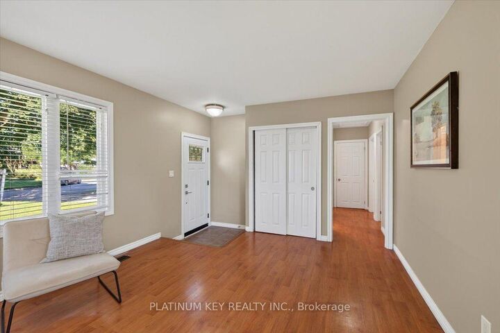 Property Photo:  51 Garland Crescent  ON N5V 1N4 