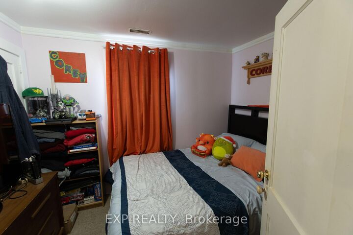 Property Photo:  301-303 Fourth Street W  ON K6J 2S3 