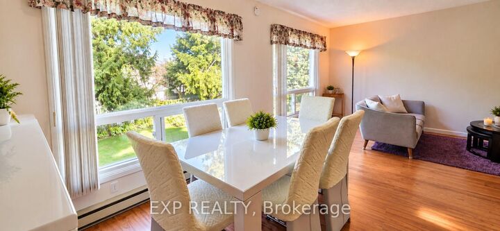 Property Photo:  8 Habitat Square  ON L6S 1X7 