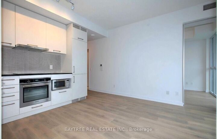 Property Photo:  87 Peter Street 2708  ON M5V 2G4 