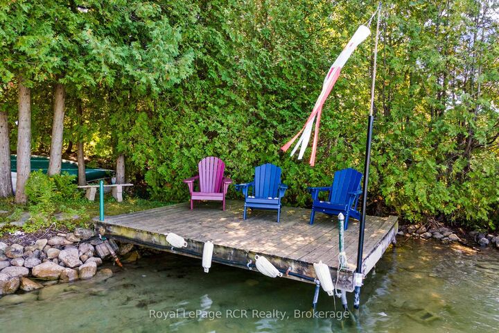 Property Photo:  50 Hansen Drive S  ON N0H 2T0 