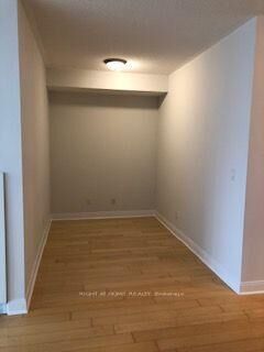 Property Photo: 18 Yorkville Avenue 1406 ON M4W 3Y8