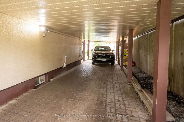 Property Photo: 159 Hogarth Street ON P7A 7H1