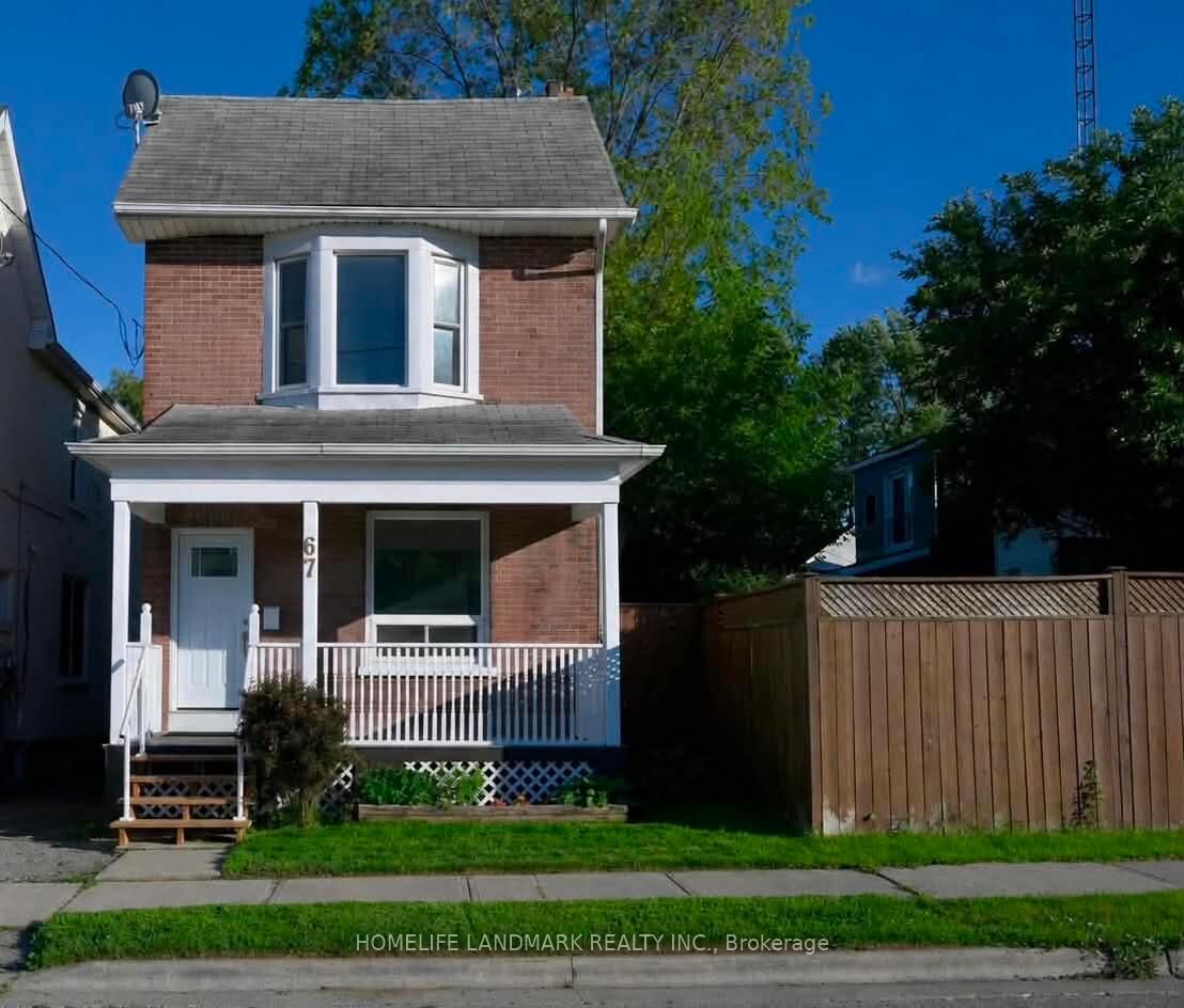 Property Photo:  67 Banting Avenue  ON L1H 2M1 