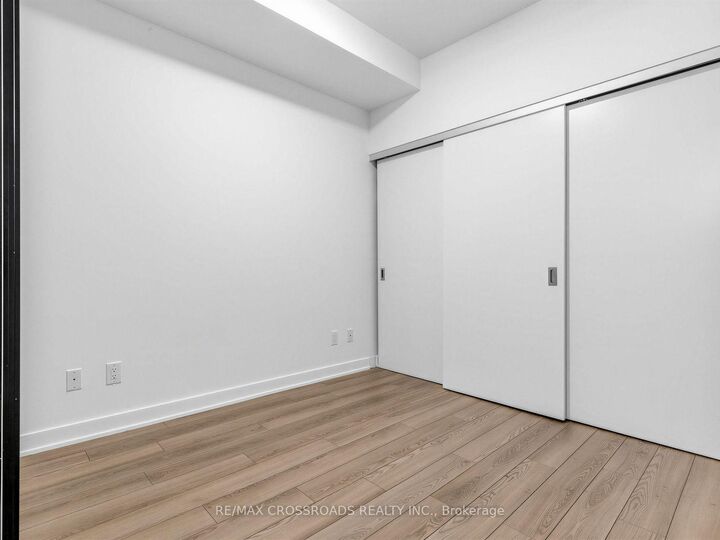 Property Photo:  2799 Kingston Road 223  ON M1M 1N1 