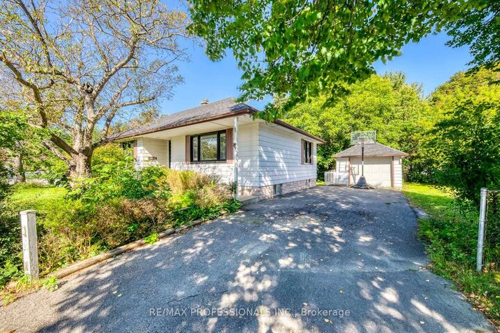 Property Photo:  37 McLaughlin Road N  ON L6X 1Y9 