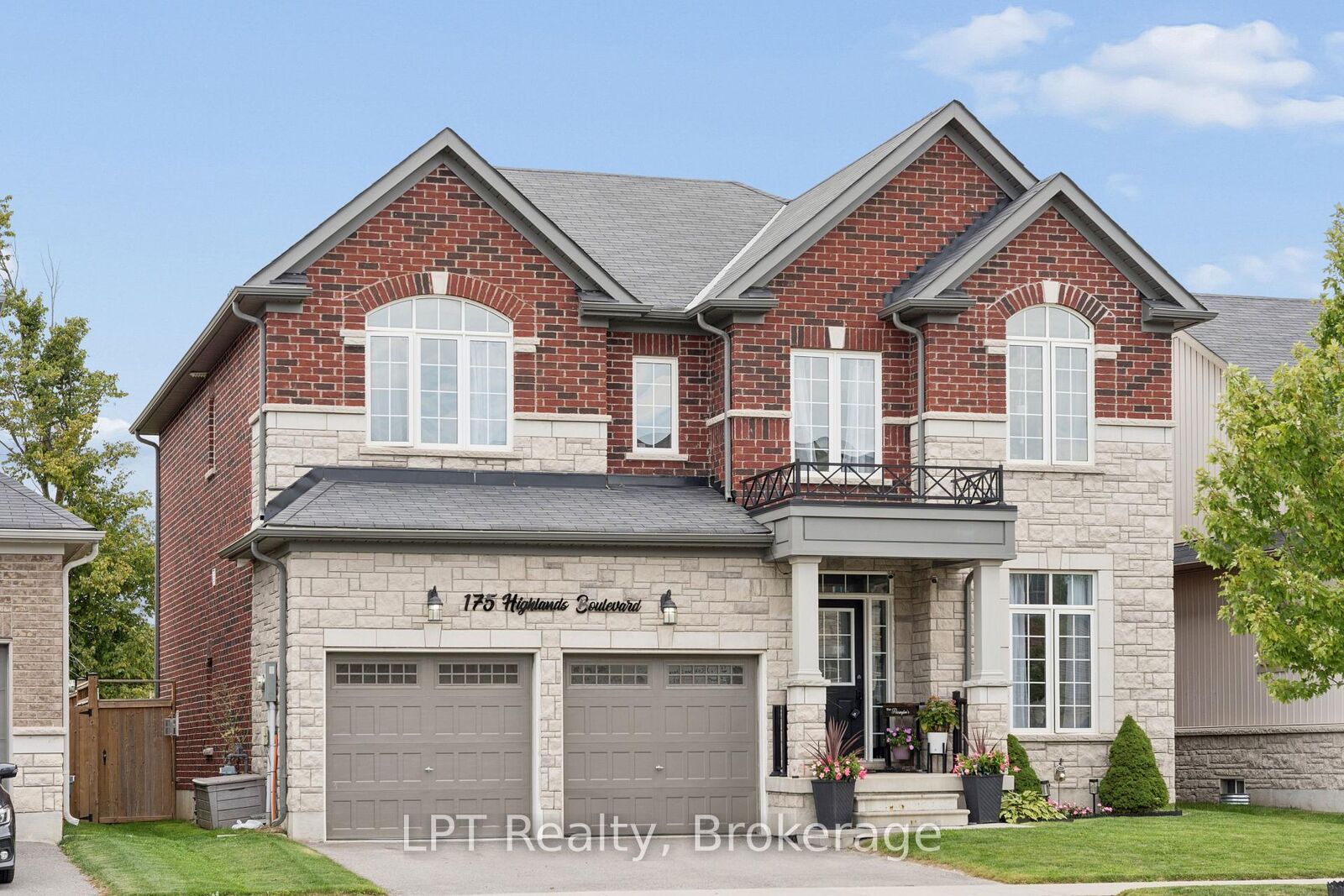 Property Photo: 175 Highlands Boulevard ON L0A 1G0