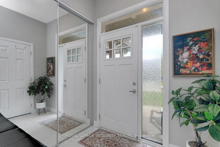 Property Photo:  152 Gardenpost Terrace  ON K4A 5G9 