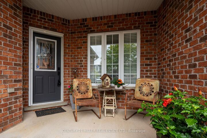Property Photo:  125 Riverwalk Place  ON N0B 2K0 